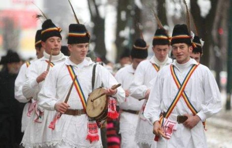 Colindatul de ceata barbateasca in Romania si R.Moldova, inscris in patrimoniul UNESCO