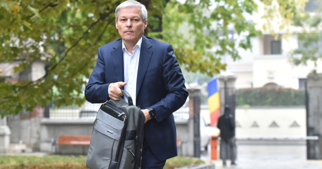 Cioloș: Ne trebuie măsuri prin care să limităm răspândirea virusului, inclusiv în școli