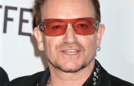 Bono a fost operat