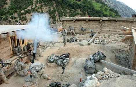 Talibanii primesc bani pentru fiecare soldat NATO ucis