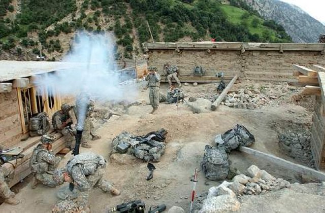 Talibanii primesc bani pentru fiecare soldat NATO ucis