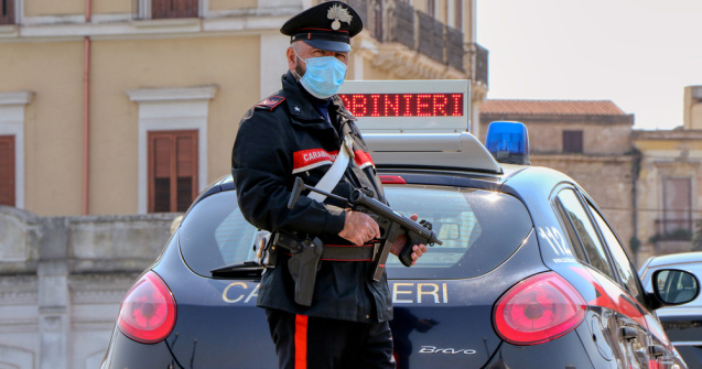 Un italian și-a zidit mama decedată într-un dulap al casei. Motivul gestului său