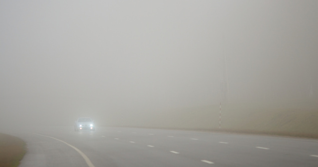 ANM: Cod galben de ceață în localități din 13 județe, miercuri dimineața