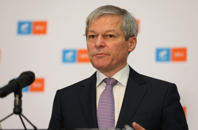 Cioloș, prima reacție după ce i-a căzut Guvernul  