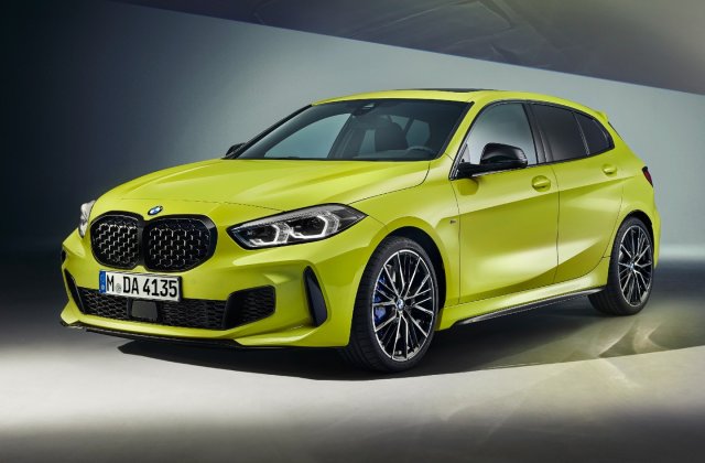 &Icirc;mbunătățiri pentru BMW M135i xDrive: suspensie revizuită și culori exterioare noi 