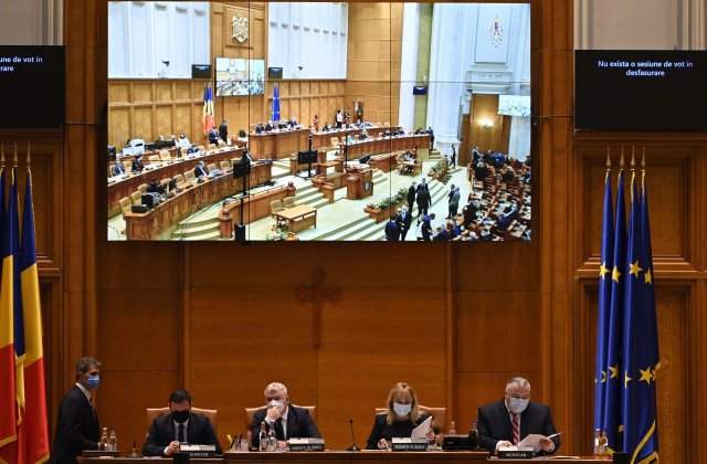 Președintele Klaus Iohannis, la consultări cu partidele pentru desemnarea candidatului la funcția de prim-ministru