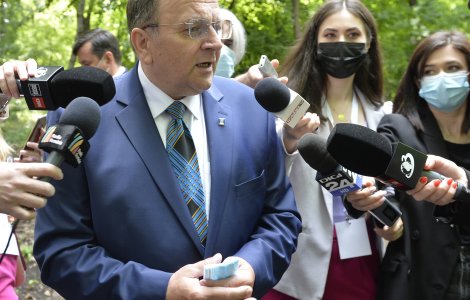 Flutur: Plecăm la Cotroceni cu un mandat clar; ne dorim să finalizăm criza, avem probleme grele în țară