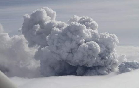 Vulcanul din Islanda si-a incetat eruptia?