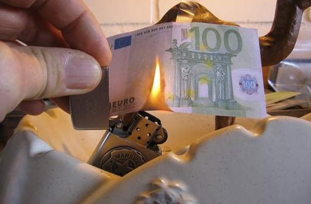 Europa nu poate sa ajute Grecia