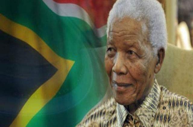 Peste 80.000 de persoane, la ceremonia organizata in memoria lui Mandela