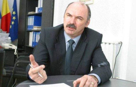 Blanculescu: Extremismul strazii a determinat caderea Legii minelor