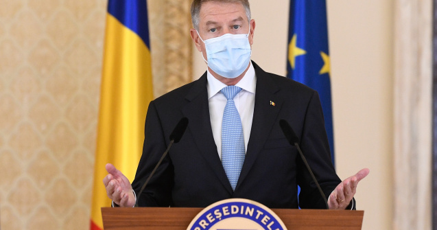 Iohannis, un nou apel pentru vaccinare: Dragi români, mergeți și vă vaccinați!