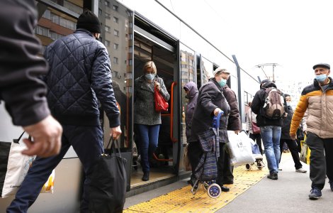 Incidența din București, în scădere. Peste 40% rată de acoperire vaccinală în rândul populaţiei adulte