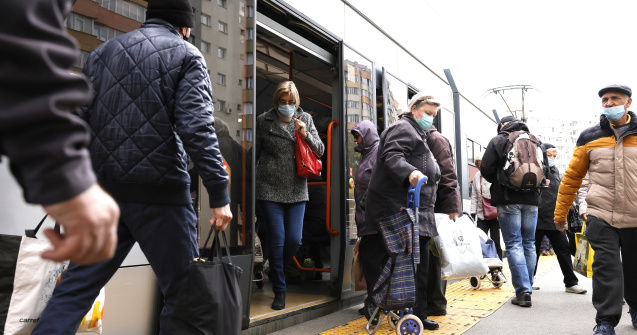 Incidența din București, în scădere. Peste 40% rată de acoperire vaccinală în rândul populaţiei adulte