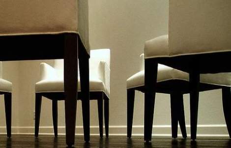 Fotolii la 4.800 de dolari bucata in Duma de Stat