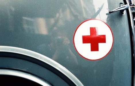 Crucea Rosie, criticata pentru ca ii invata pe talibani tehnici medicale