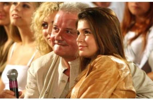 Moni a devenit din nou mama