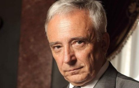 Isarescu: Am putea adopta euro peste un deceniu