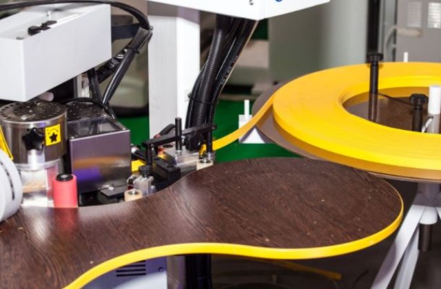 Canturile pentru mobilier: tipuri, montaj, utilitate