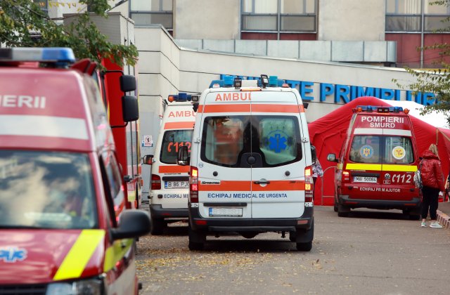 Frigul face victime la Timișoara. Bărbat găsit mort, iar fiica lui &icirc;n stare de inconștiență, intoxicați cu gaze. Se &icirc;ncălzeau la aragaz  