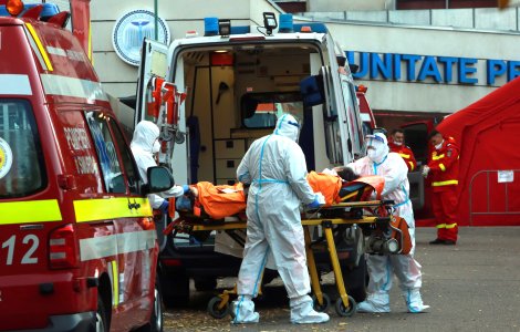 Un adolescent de 14 ani și patru tineri sub 30 de ani nevaccinați au decedat din cauza COVID-19