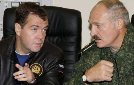 Belarusul "se vinde" Rusiei pentru gaze mai ieftine