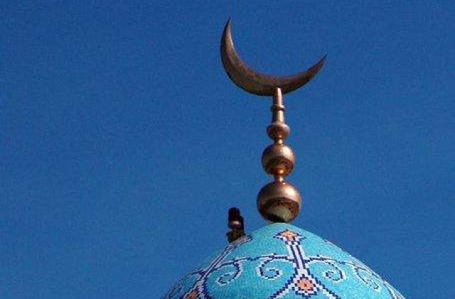 Atentate in doua moschei din Pakistan