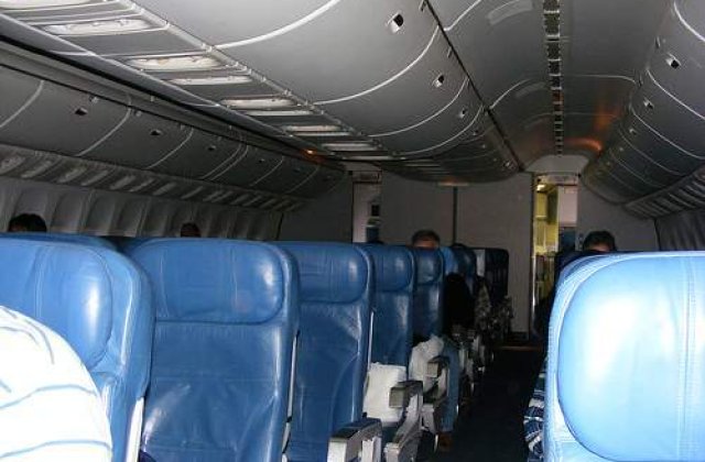 A ramas incuiata intr-un avion gol