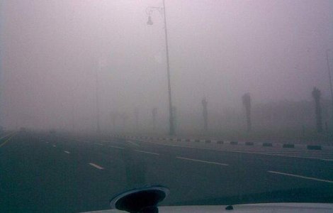 INFOTRAFIC: Drumuri cu trafic ingreunat