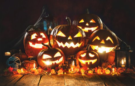  Top  10 idei drăguțe de decorare a casei tale de Halloween