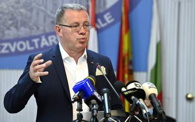 Adrian Oros a demisionat din...