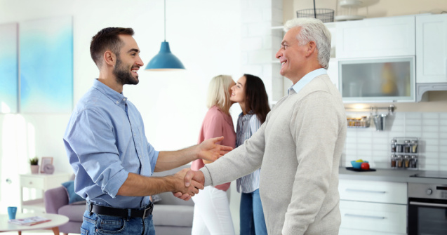  Top  3 fraze pe care nu ar trebui să i le spui niciodată ginerelui tău