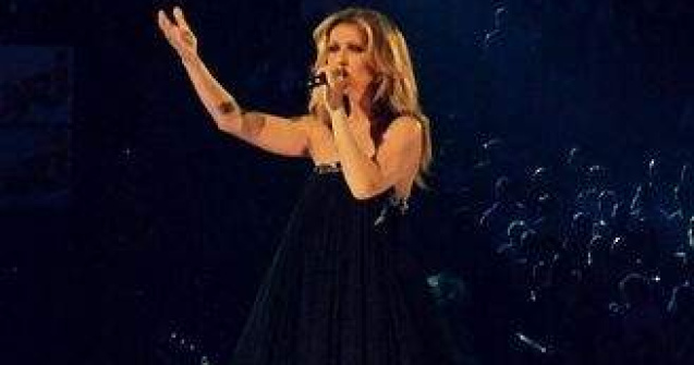 Celine Dion, din nou mamica