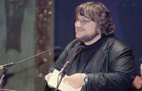 Guillermo del Toro renunta la pelicula "The Hobbit"