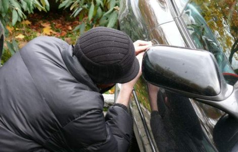 27% dintre persoanele inculpate pentru furt in Franta sunt straini