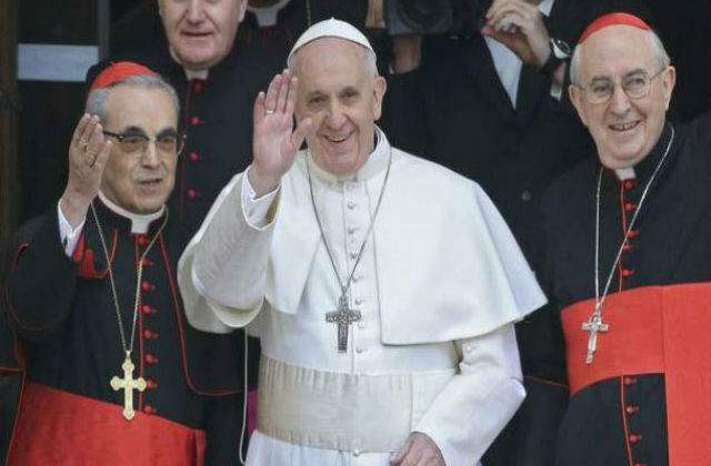 Papa Francisc implineste 77 de ani