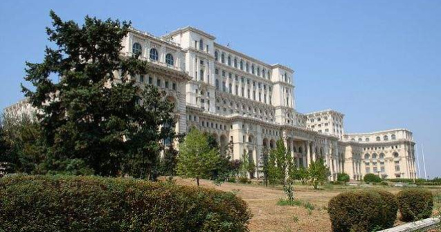 Legea amnistierii, retrimisa la comisie pana la 1 februarie 2014