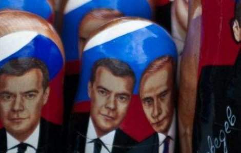 Medvedev, in afara "tutelei" lui Putin?