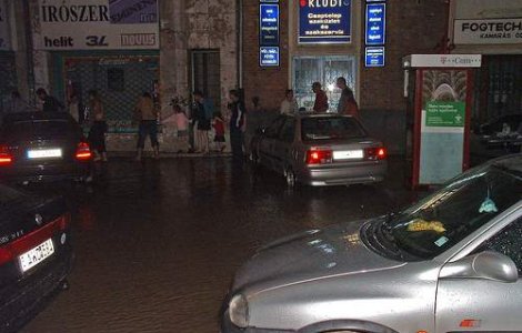 Inundatii dezastruoase in Ungaria si Slovacia