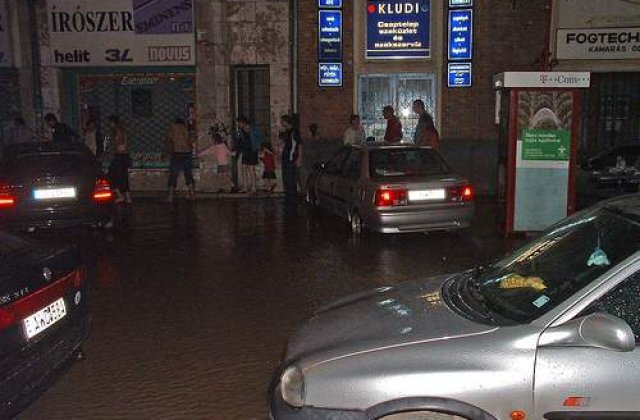 Inundatii dezastruoase in Ungaria si Slovacia