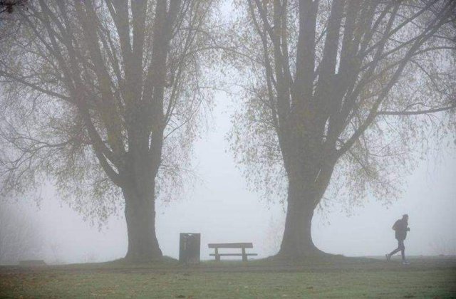 Prognoza meteo pentru weekend: Ceata si temperaturi mari pentru aceasta perioada