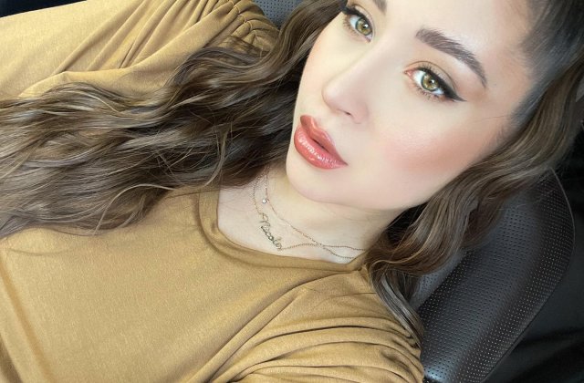 Nicole Cherry, luată la rost din nou de internauți! Ce i-au reproșat viitoarei mămici este ireal: „Vă dau block”