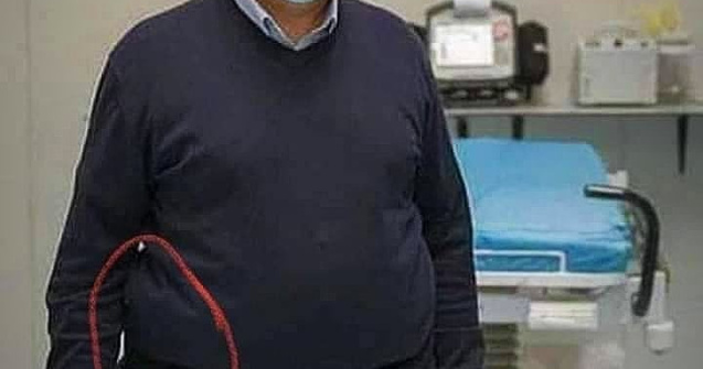 Ce spune Arafat despre pozele cu pistolul de la brâu: „Nu am permis port armă”