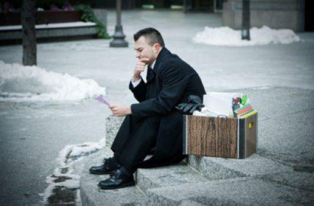 Guvernul pregateste un nou val de concedieri?