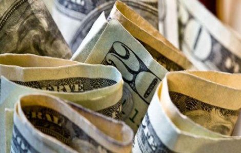 Rusia a transferat Ucrainei prima transa din finantarea promisa