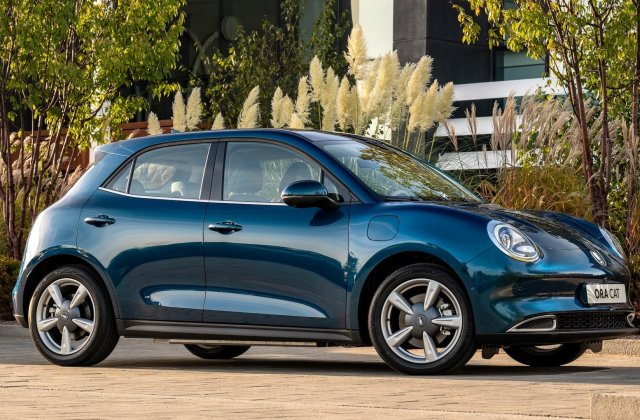 Chinezii atacă Europa cu mașina electrică Ora Cat: design inspirat de Beetle și preț de 30.000 de euro 