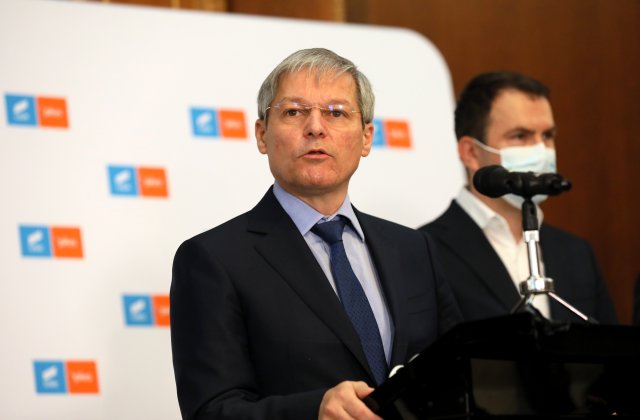 Dacian Cioloș: Trecem în opoziție la vechile partide și în luptă cu orice formă de extremism