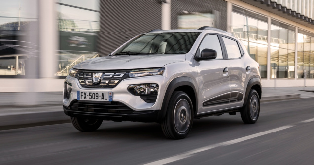 A fost majorat prețul lui Dacia Spring în România