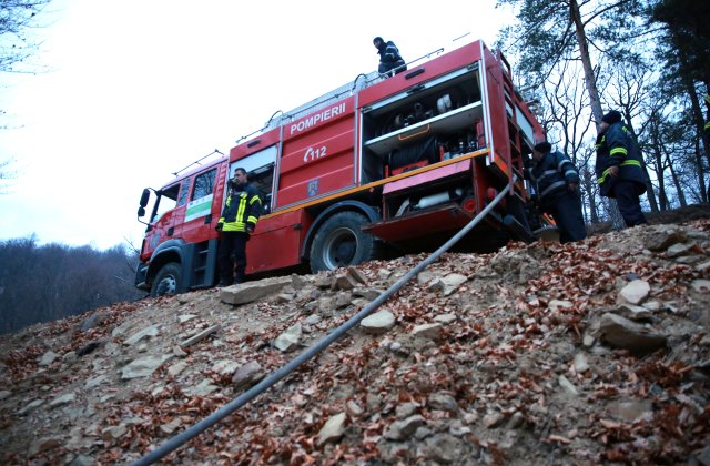 Incendiul de la Oituz a fost stins, după 10 zile de intervenții continue 