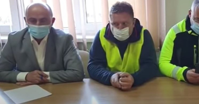 Primar din Suceava, declarații halucinante la un protest față de școala online: „Nu mă vaccinez. Se urmăresc interese economice”